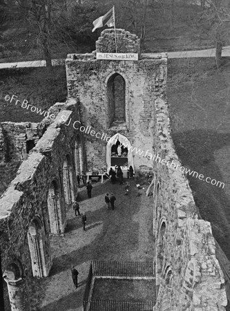 PROCESSION IN THE ABBET SCENES WITHIN THE ABBEY